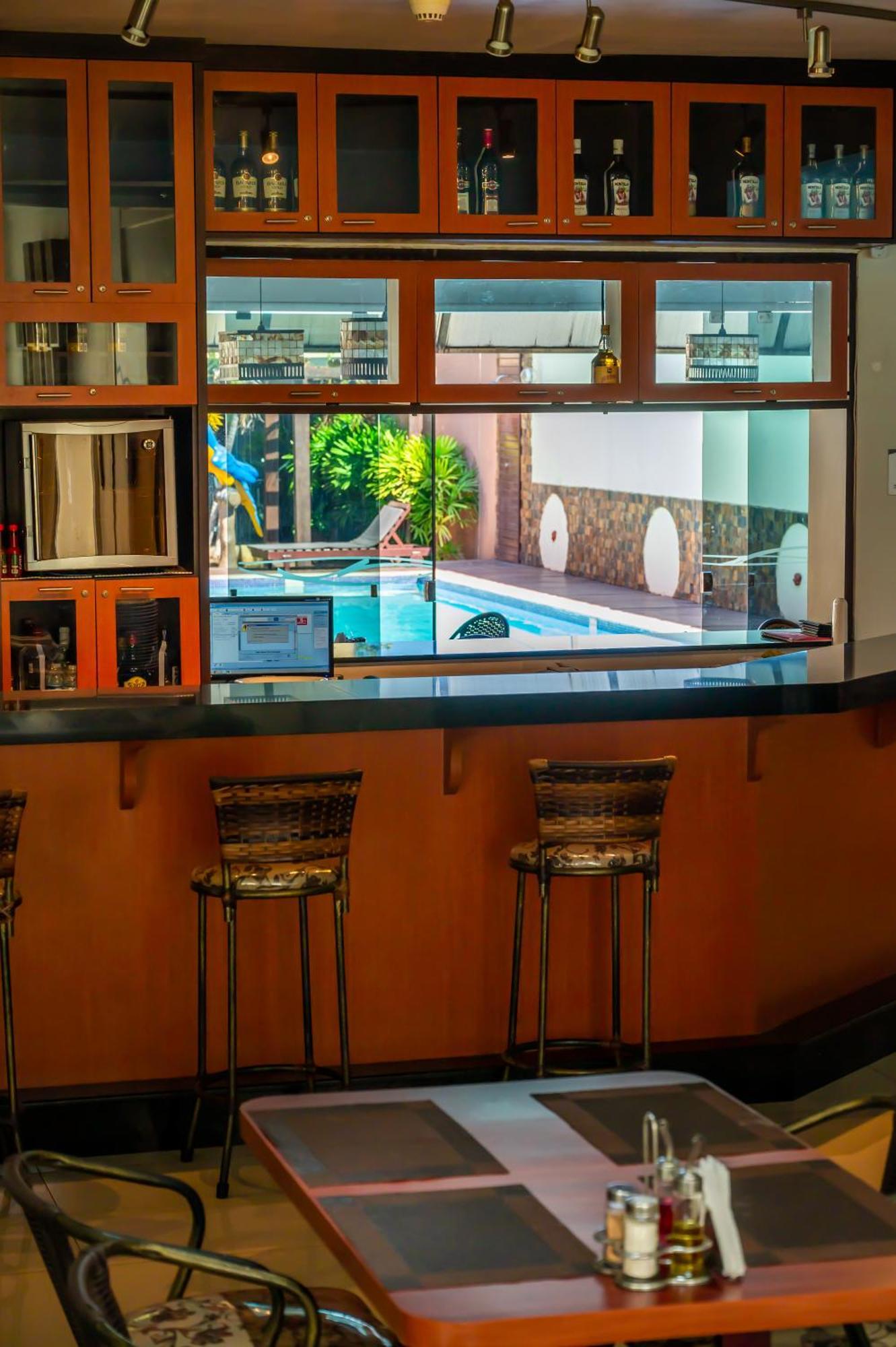 Hotel Presidencial Cuiaba  Luaran gambar