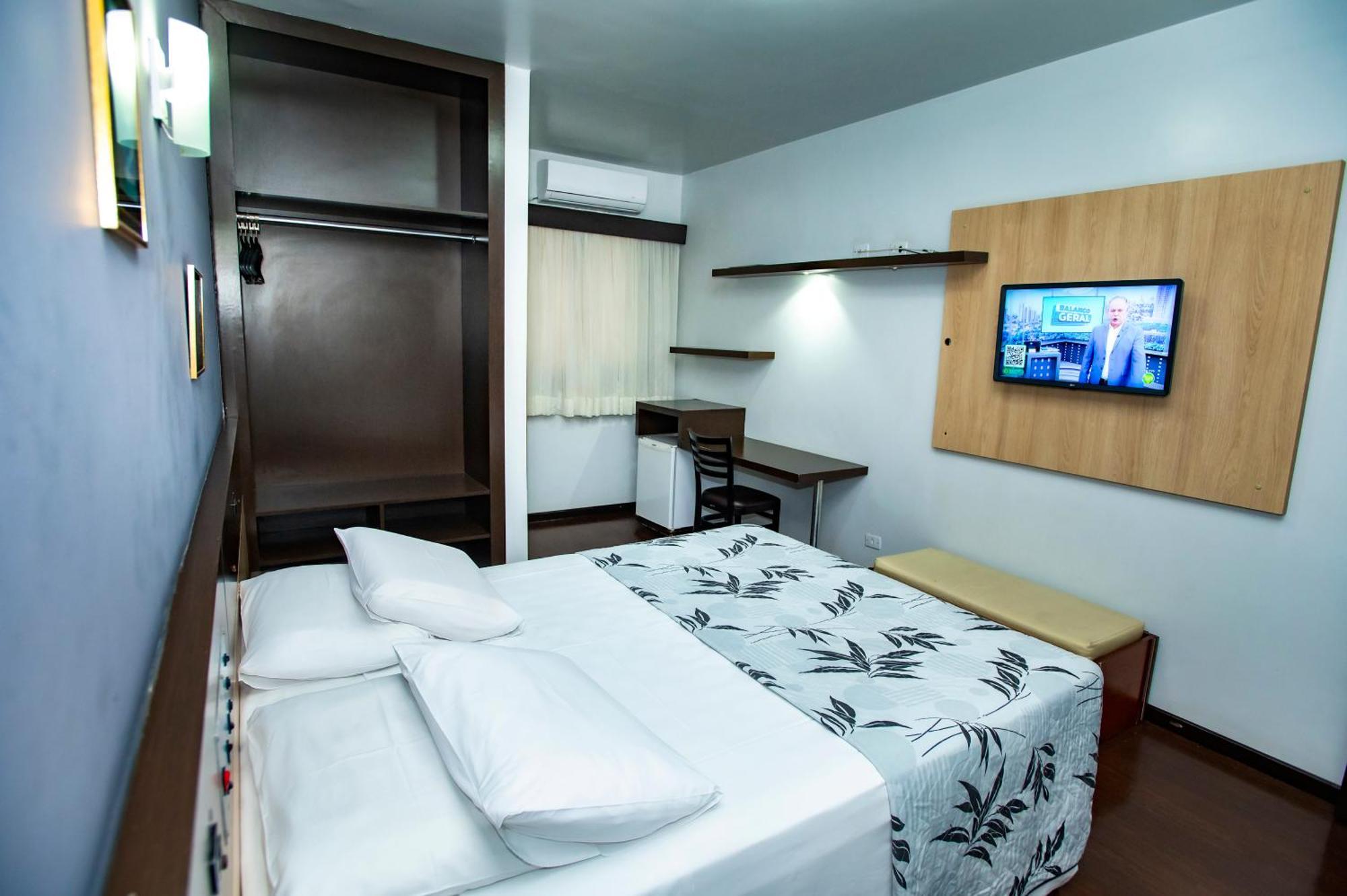 Hotel Presidencial Cuiaba  Luaran gambar
